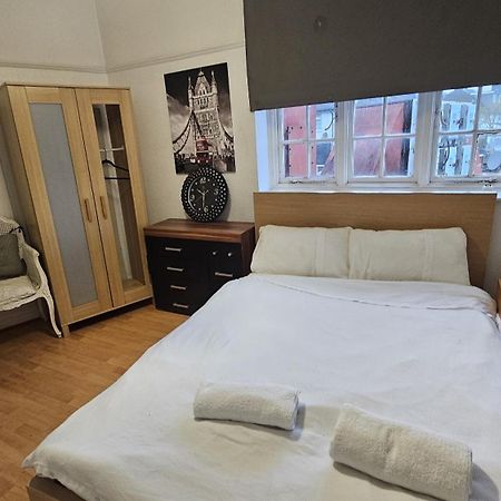 London Edgware Station Apartment Kültér fotó