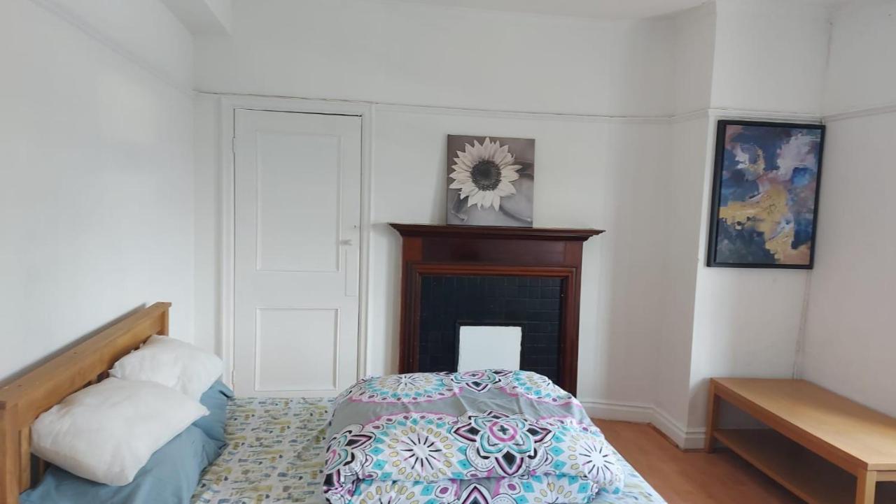 London Edgware Station Apartment Kültér fotó