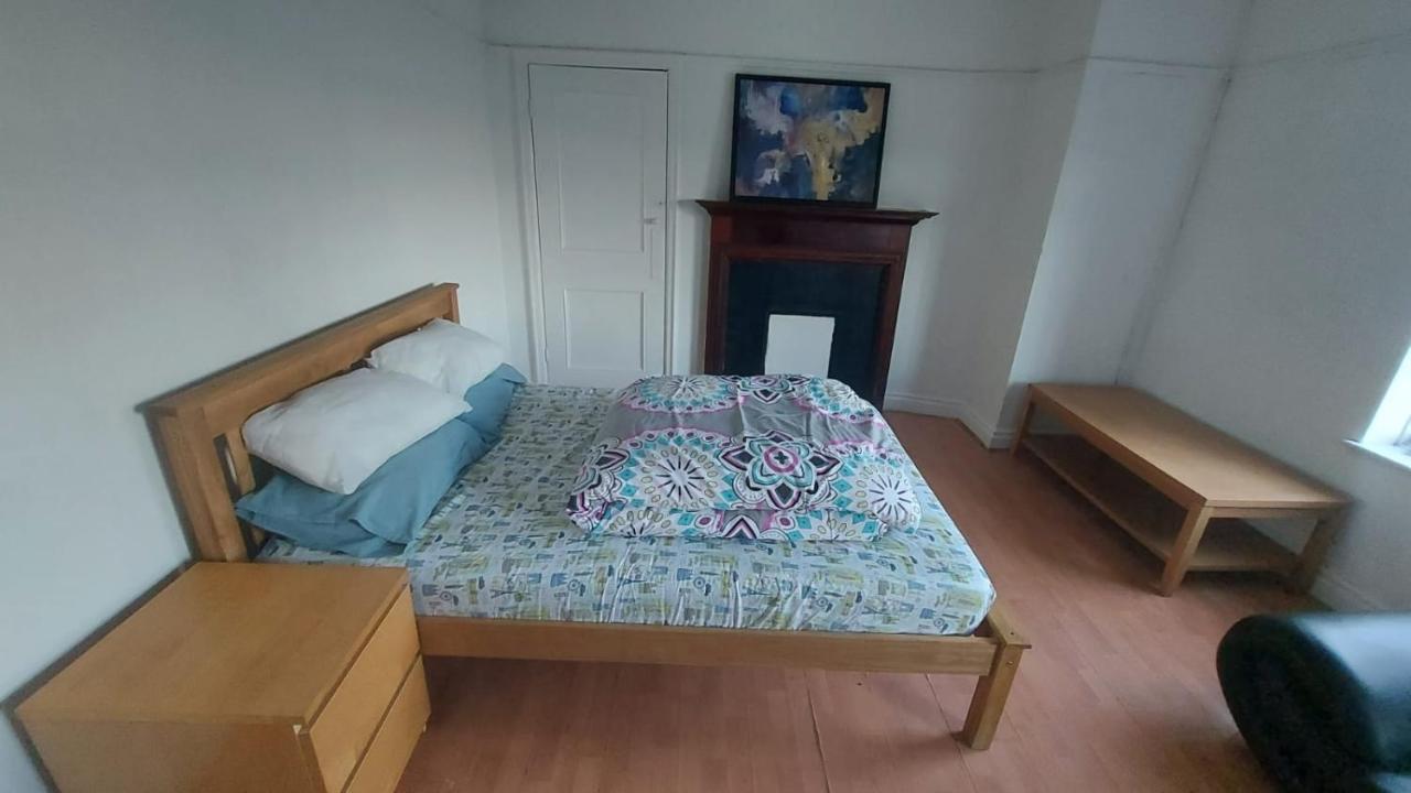 London Edgware Station Apartment Kültér fotó