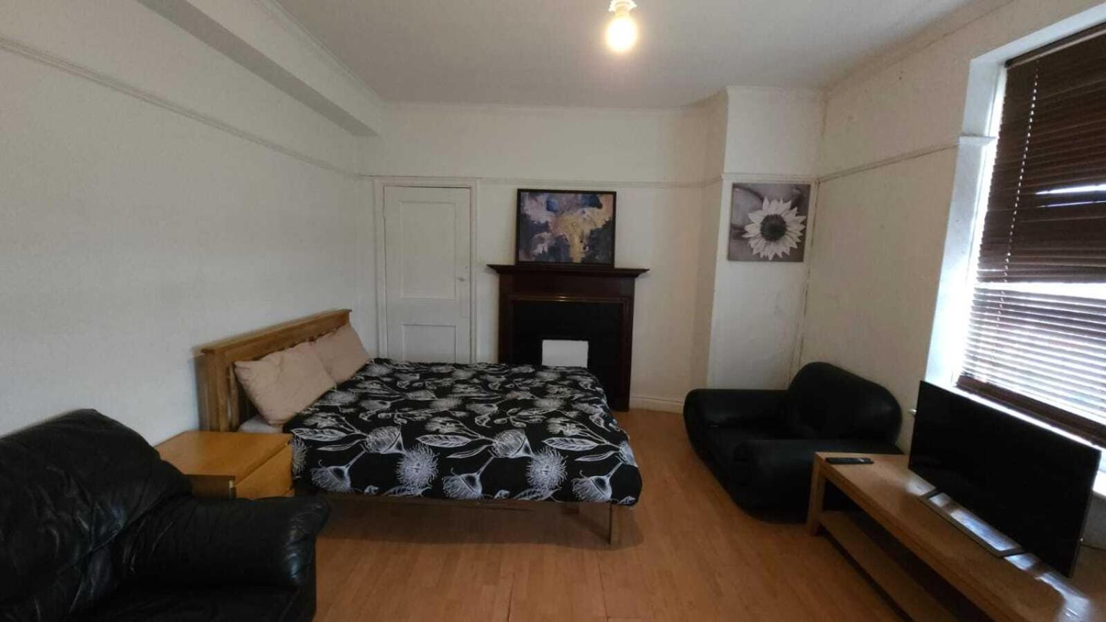 London Edgware Station Apartment Szoba fotó