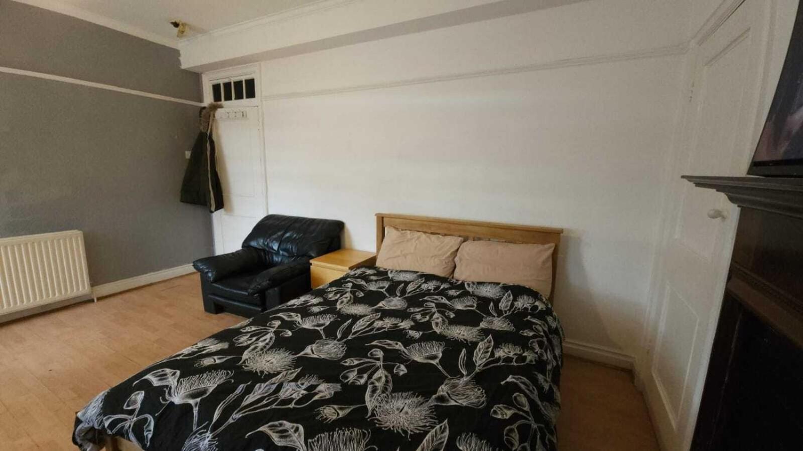 London Edgware Station Apartment Szoba fotó